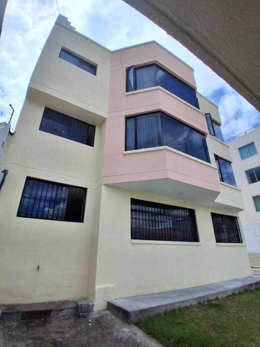 Vendo Casa Monteserrin 480 m² /10 Dorm./ con 375 m² Terreno — imagen 7