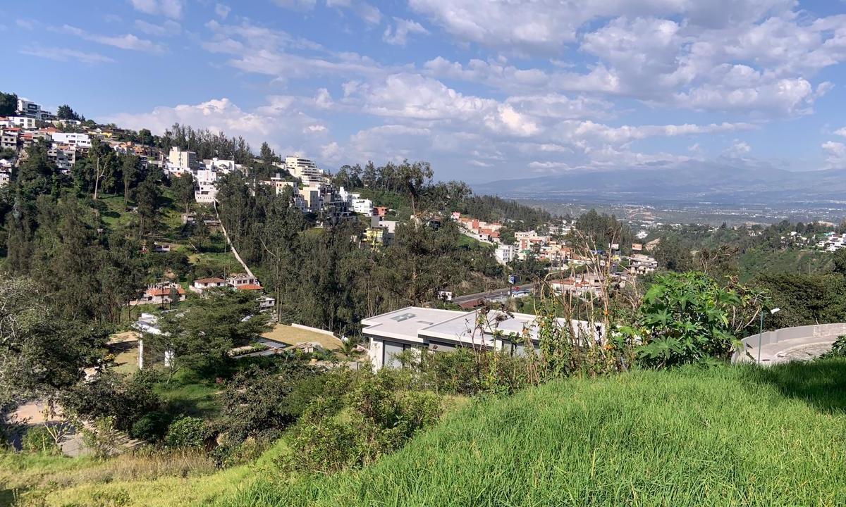 Venta de Terrenos Dentro de Urb Privada, Cumbayá Calle Los Conquistadores. $170 m² — imagen 9
