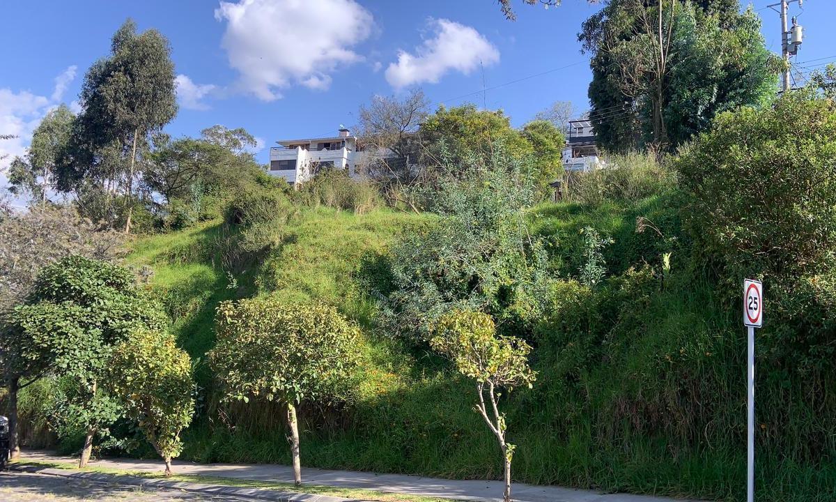 Venta de Terrenos Dentro de Urb Privada, Cumbayá Calle Los Conquistadores. $170 m² — imagen 7