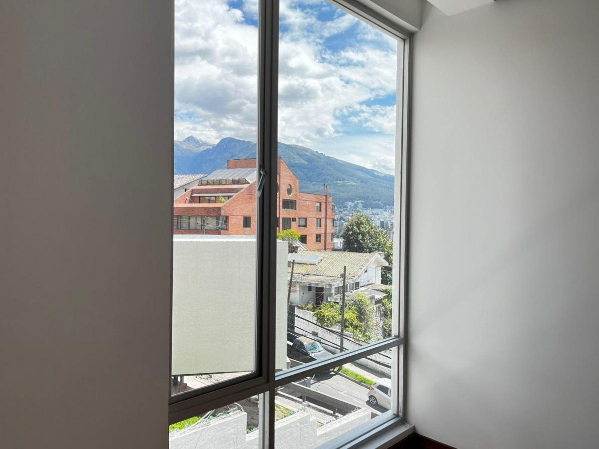 Lindo Departamentoa Estrenar en Venta de Oportunidad Gonzalez Suarez — imagen 8