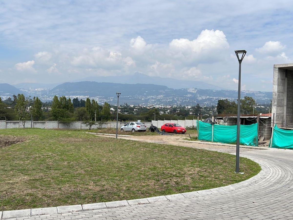 Tumbaco Terrenos de Venta en Urbanizacion Privada Sector Hilacril — imagen 7
