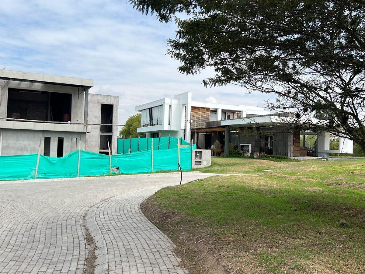 Tumbaco Terrenos de Venta en Urbanizacion Privada Sector Hilacril — imagen 6