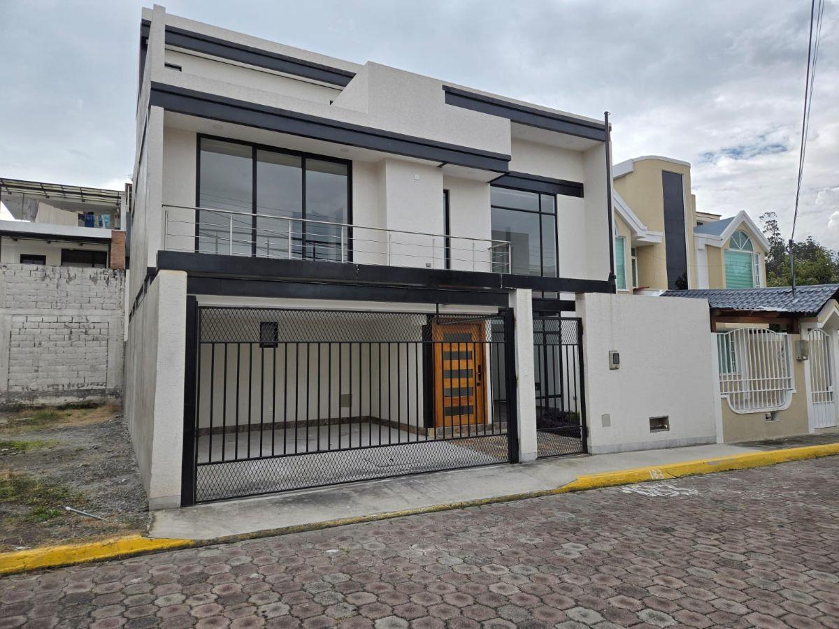Se Vende Linda Casa a Estrenar de Dos Pisos en El Valle de Los Chillos — imagen 10