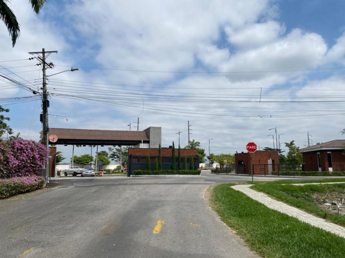 Venta de Terreno en El Cortijo, Guayas — imagen 6