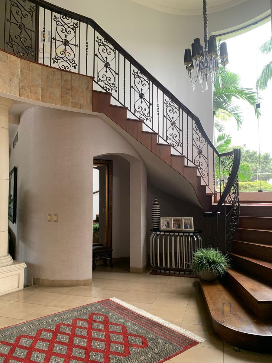 Venta de Casa Esquinera con Piscina en Km 4 Vía Samborondón Am, Guayas — imagen 7