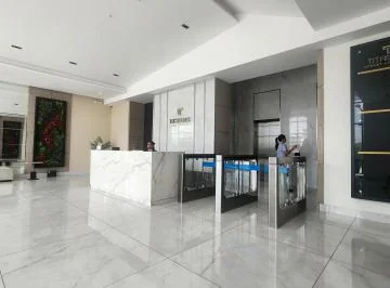 Oficina Comercial en Venta en Samborondón, Guayas — imagen 4