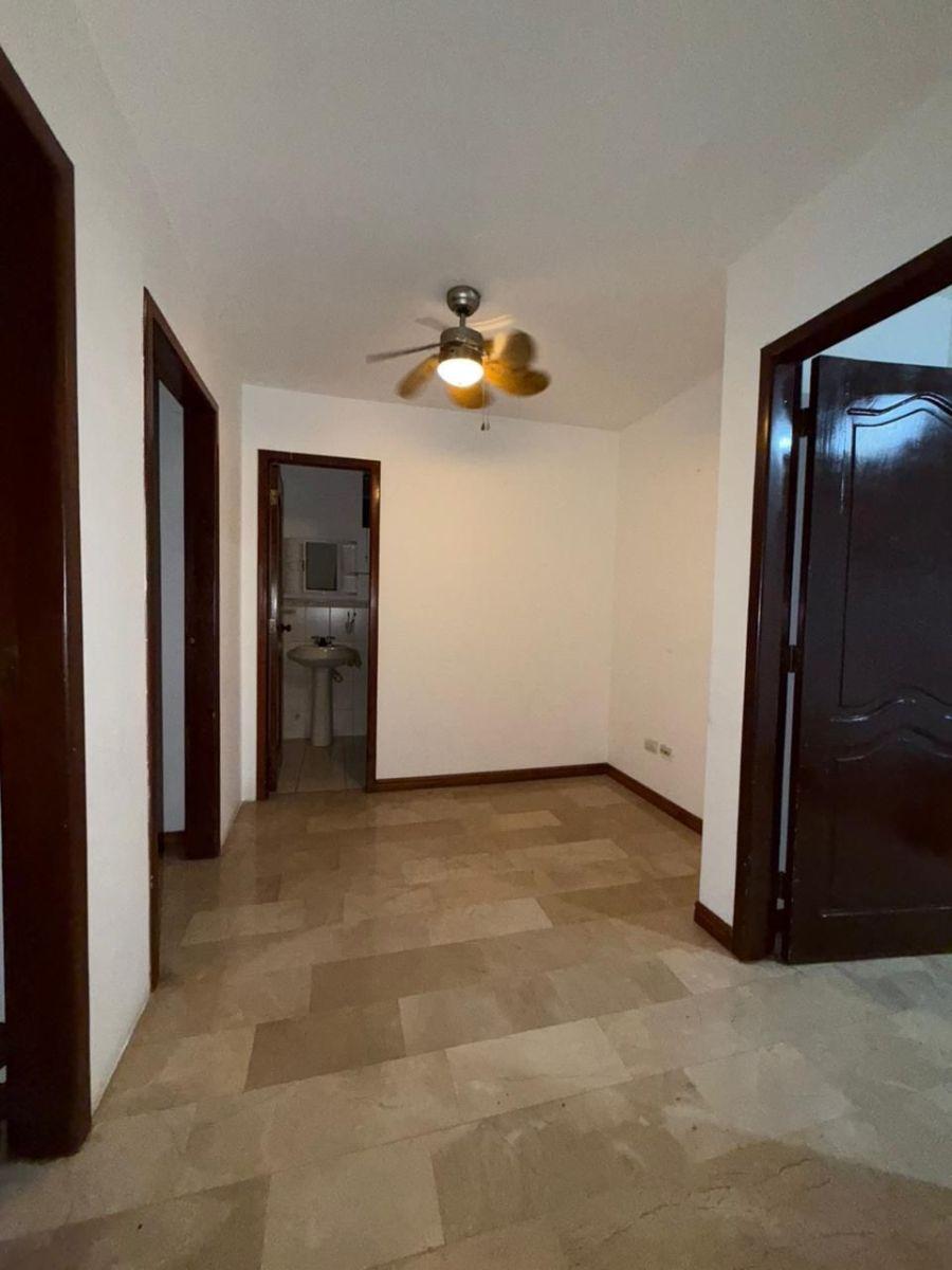 Vendo Casa en Ciudad Celeste, Guayas — imagen 8