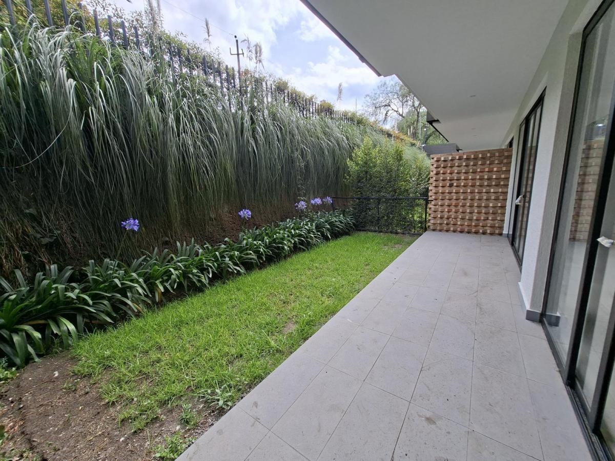 A Estrenar Vendo Moderna Casa en Urbanización Cerrada — imagen 2