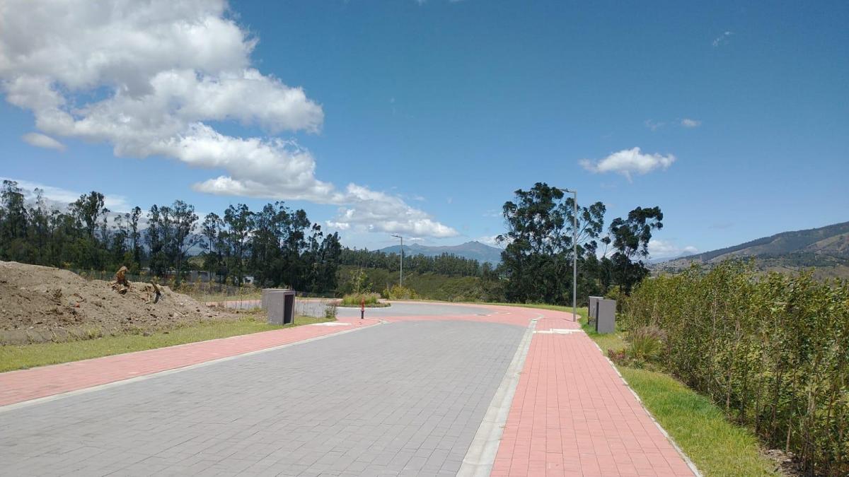 Terrenos en La Recta de Puembo a Pifo a Unos 350 m de La Interoceanica — imagen 9