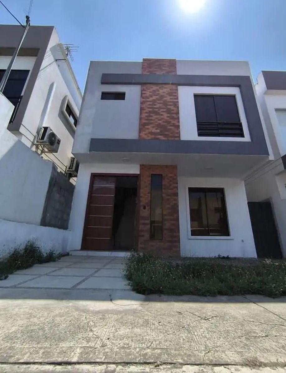 Urbanización San Antonio en Venta, Casa Ideal Para Que Puedas Vivir con Tu Familia Via Salitre, Guayas — imagen 10