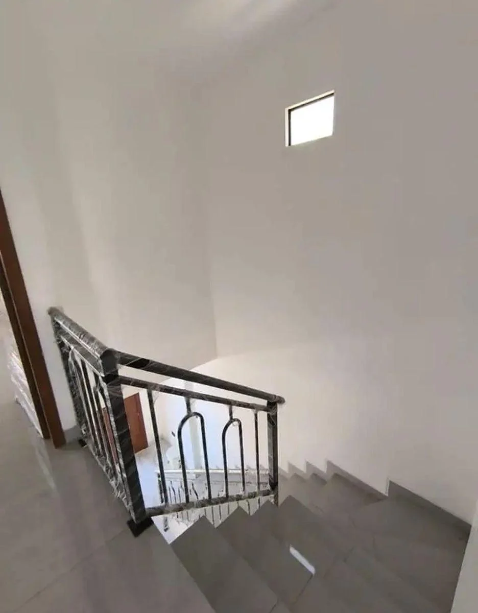 Urbanización San Antonio en Venta, Casa Ideal Para Que Puedas Vivir con Tu Familia Via Salitre, Guayas — imagen 6