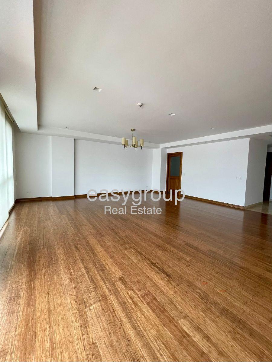 Departamento de Lujo en Villa Regina 3 Dorm. Estudio Balcón Línea Blanca Quito Tenis — imagen 9