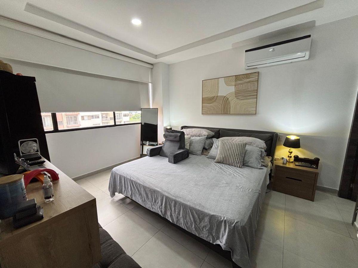 Departamento en Venta Urbanizacion San Sebastian - Lcorrea, Guayas — imagen 8