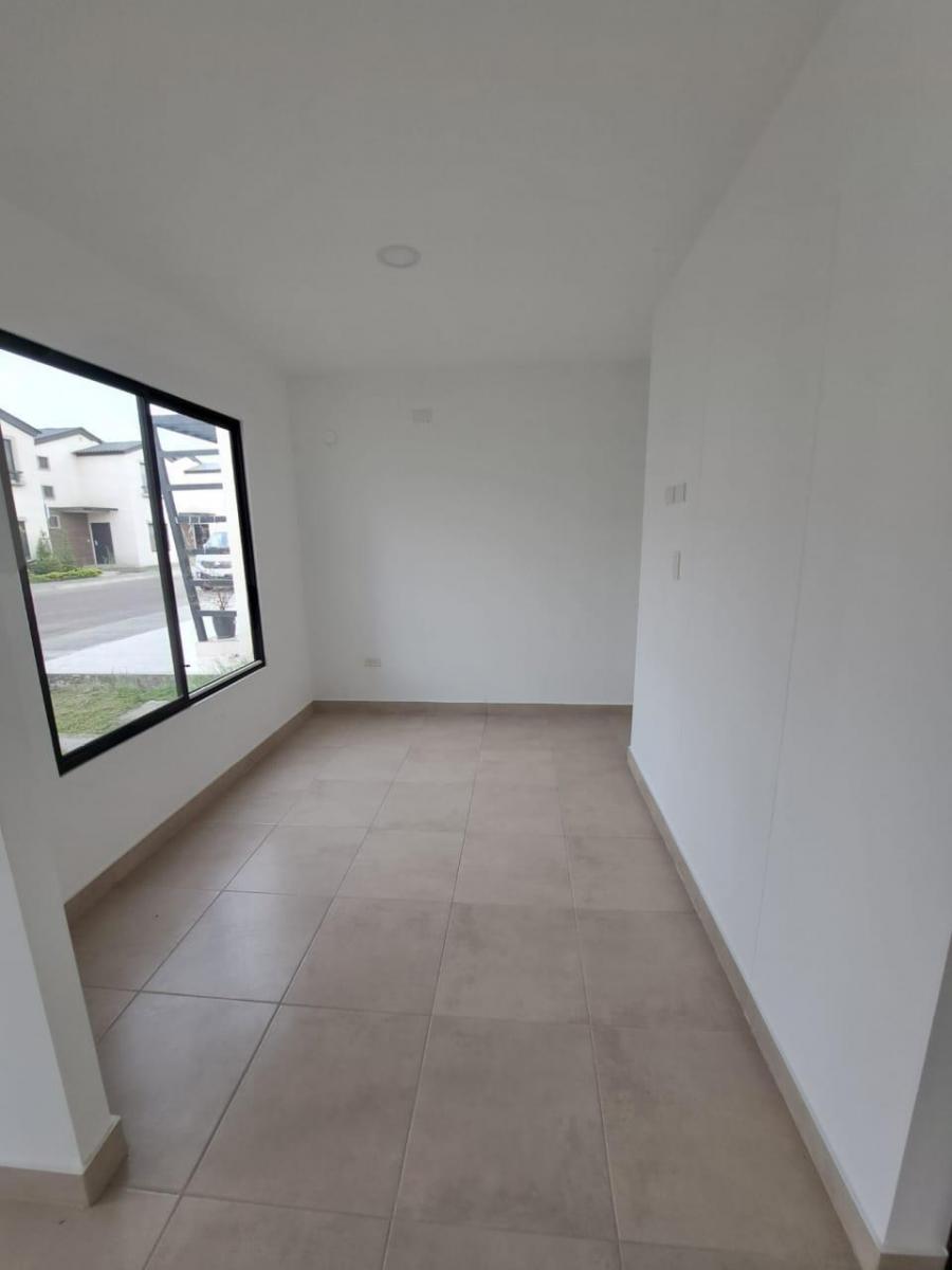 Casa en Venta en Los Prados – 3 Dorm. + Opción 4to – Vía a Salitre (Wl), Guayas — imagen 8