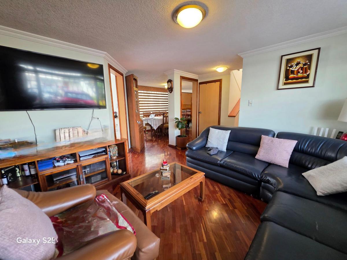 Casa de Venta en Conjunto Sector San Camilo Calderon — imagen 8