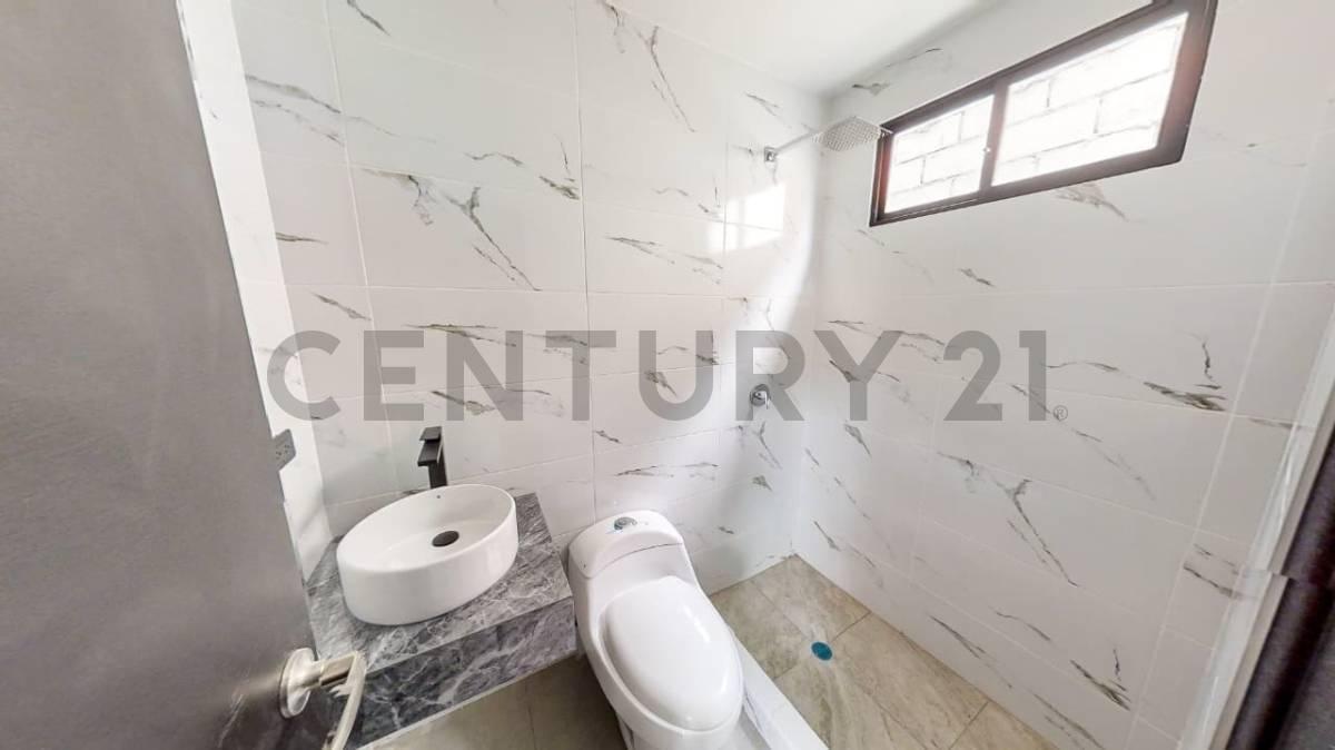 Venta de Casa en Via Samborondon, Urbanizacion San Antonio, Guayas — imagen 2