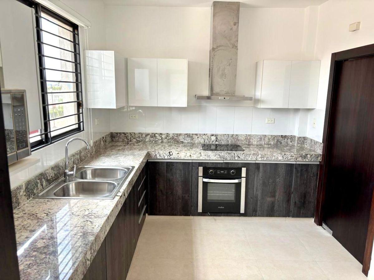 Samborondón. Vendo Departamento Nuevo, 3 Habitaciones Cada Una con Baño, Guayas — imagen 8