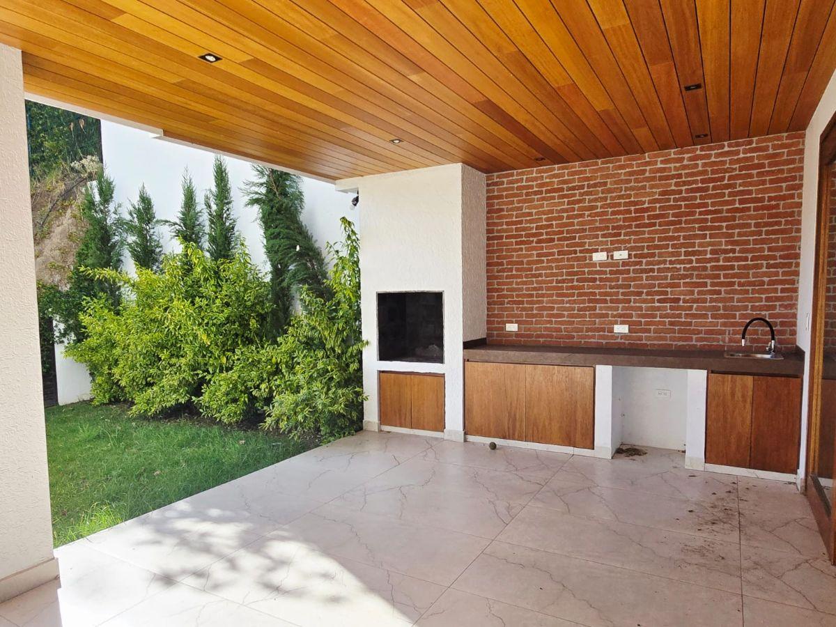 Casa con 5 Habitaciones en Venta en Cumbayá, 588 m² — imagen 6