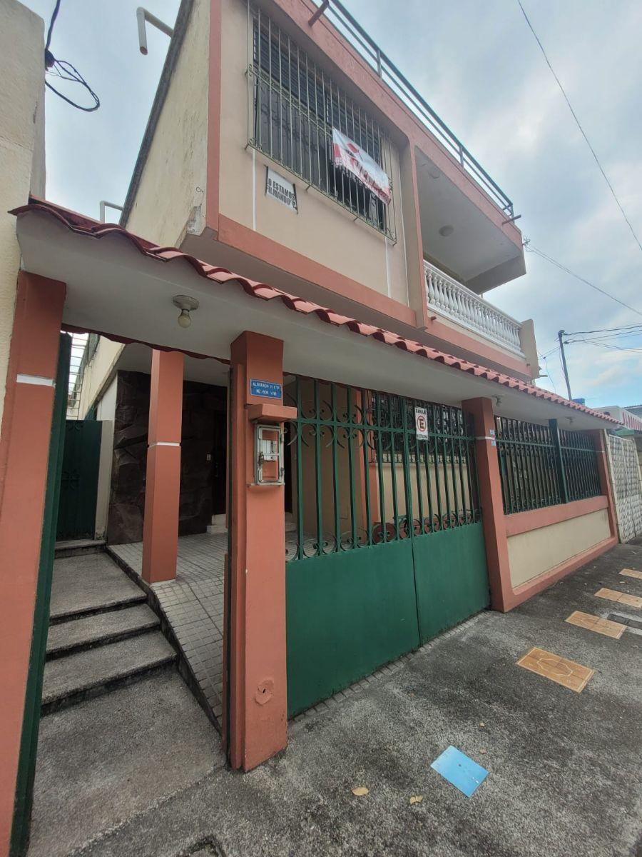 Casa Rentera Dos Departamentos Independientes con Losa Para 3er Piso Alborada 6ta Etapa Acepta Biess, Guayas — imagen 9