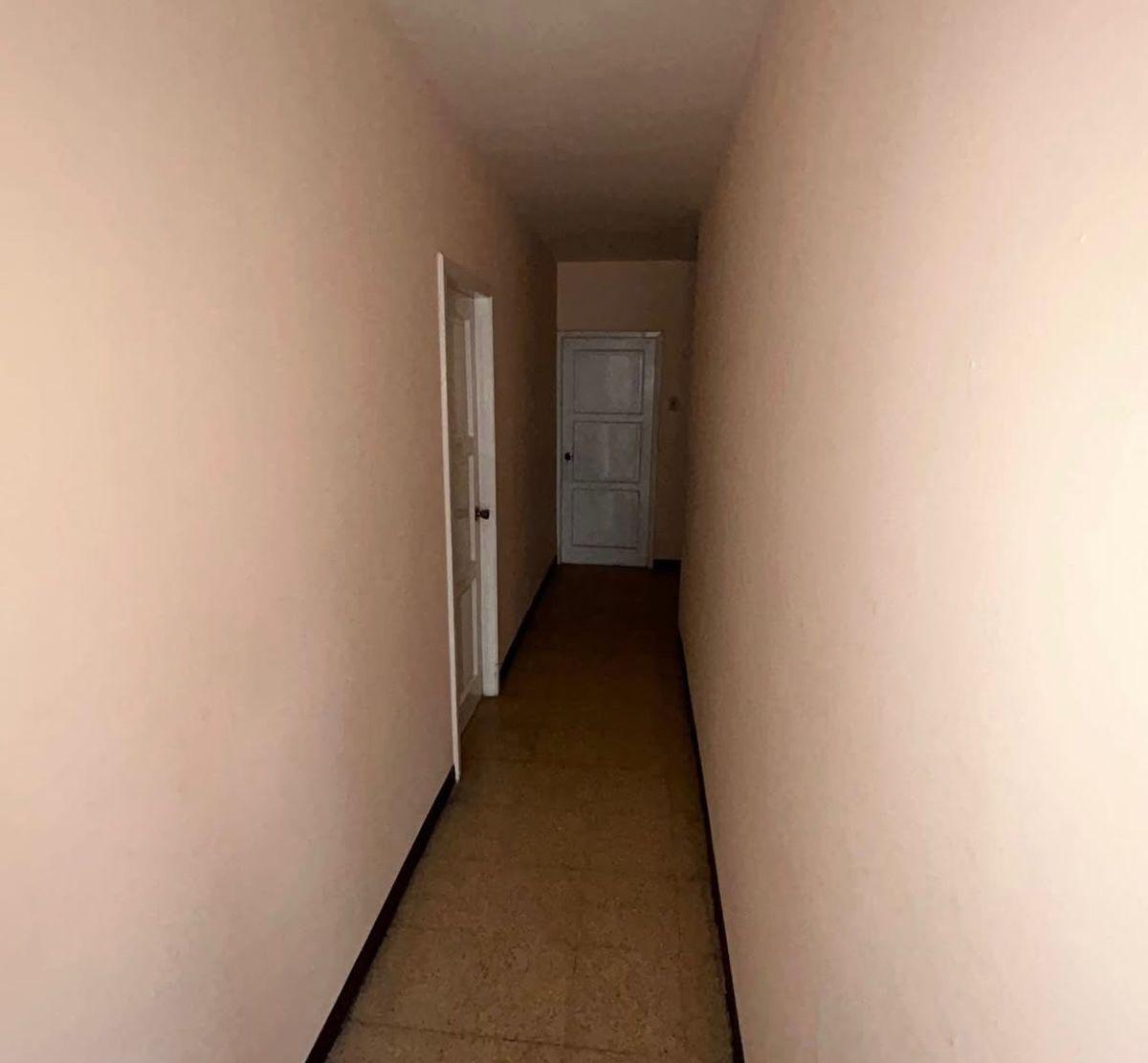 Casa Rentera Dos Departamentos Independientes con Losa Para 3er Piso Alborada 6ta Etapa Acepta Biess, Guayas — imagen 2