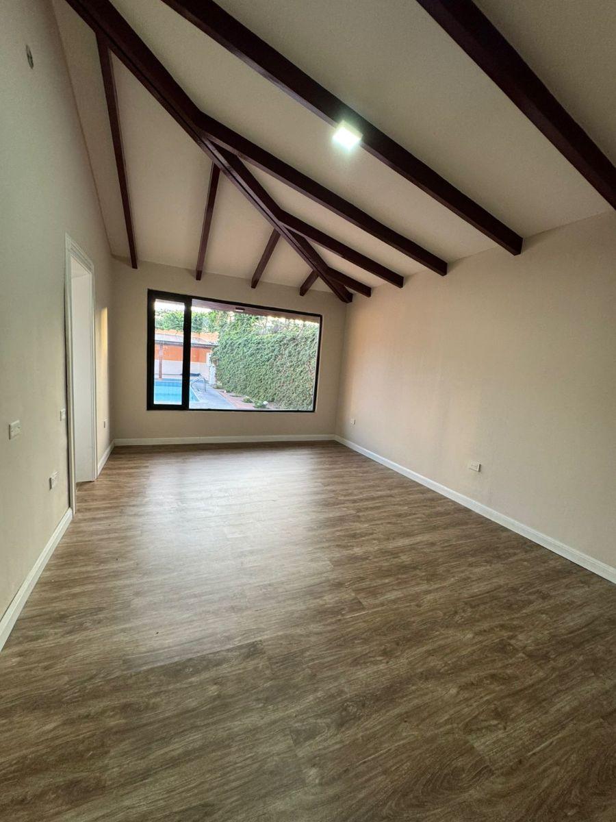 Cumbayá 2 Propiedades Para Inversión 1.047,20 m² y 626 m² Av Guayasamín Para Showroom, Locales — imagen 6