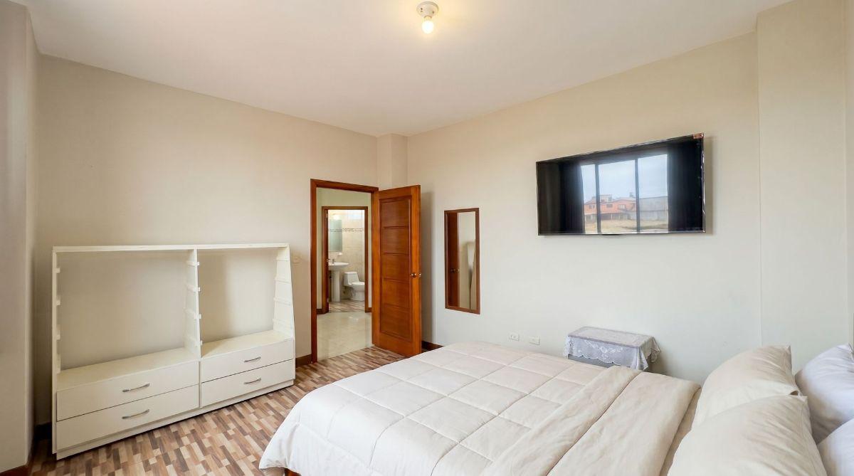 Se Vende Casa Familiar Sector Urseza II en Machala, El Oro — imagen 2