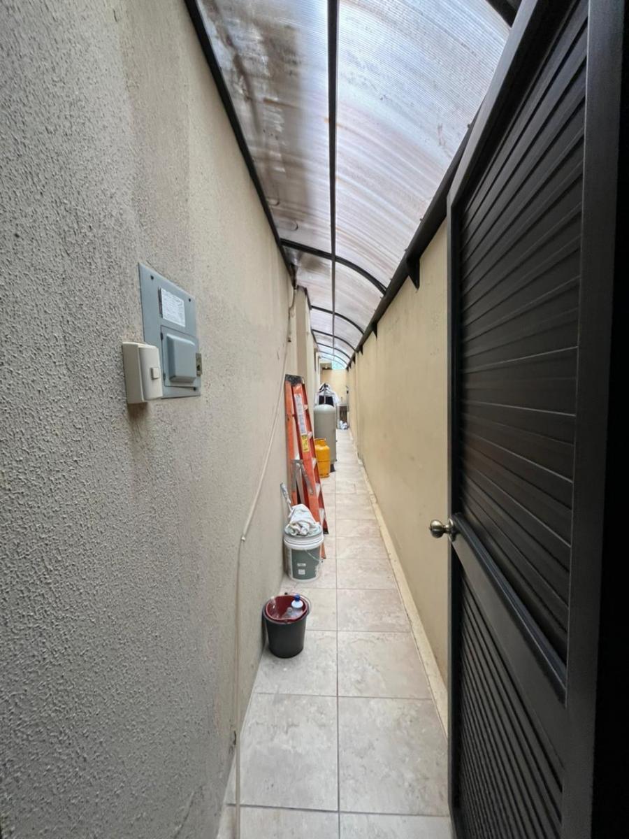 Venta de Casa 4 Habitaciones en Urb Bosques de La Costa - Via a La Costa Jp, Guayas — imagen 2