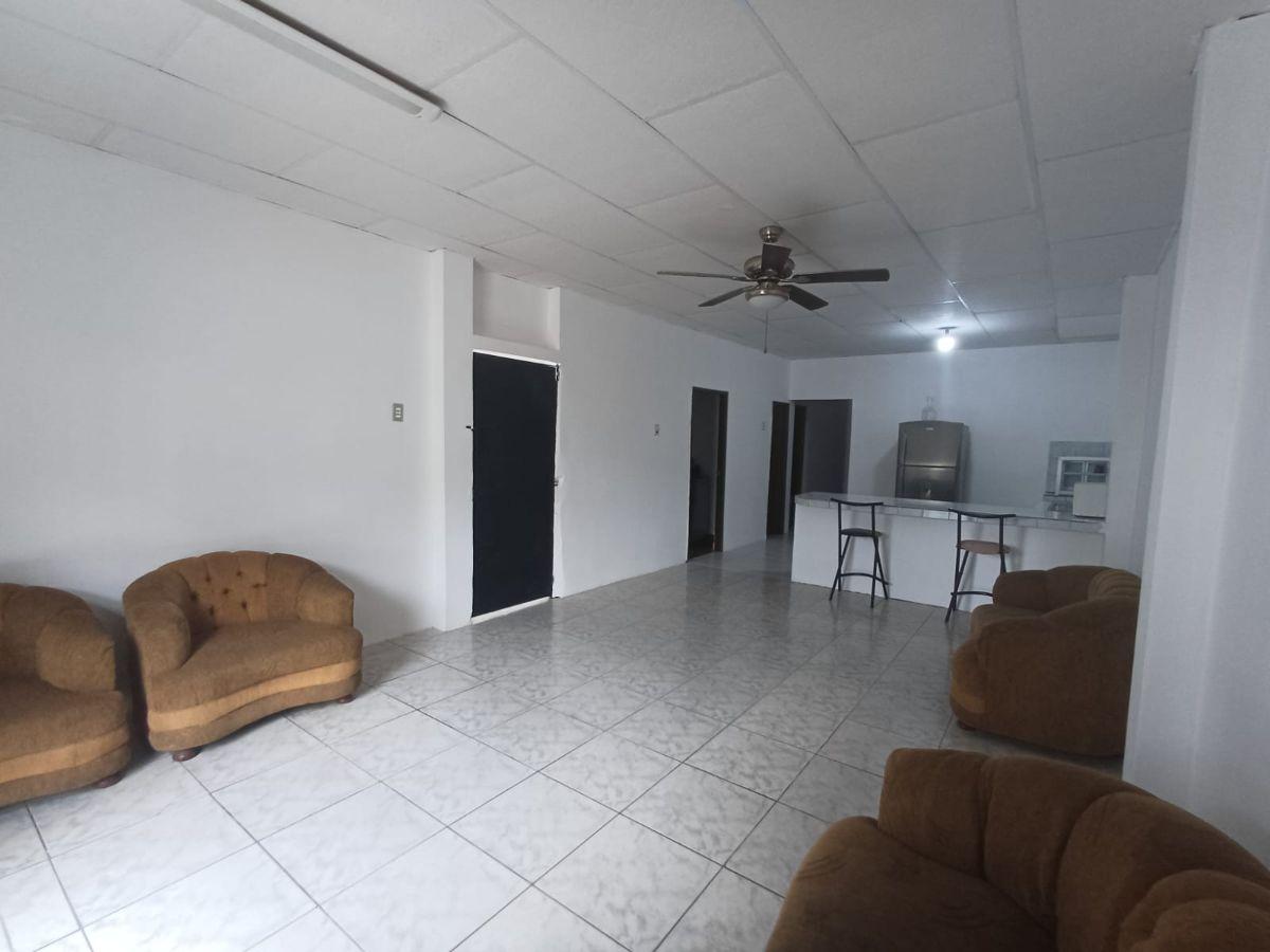 Venta de Casa Semiamoblada en Pajaro Azul, Guayas — imagen 8
