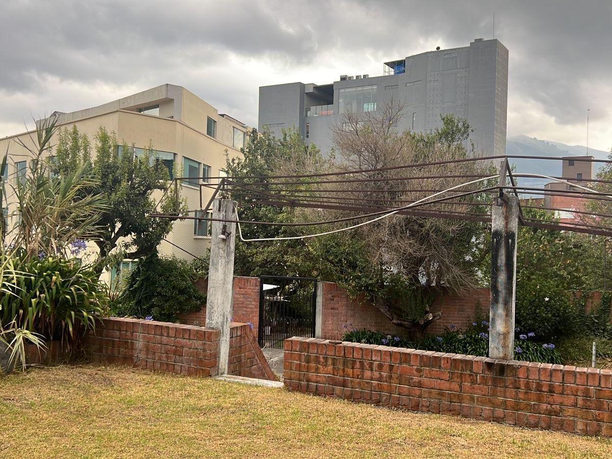 Quito Terreno en Venta Ideal Para Constructores Linda Vista (Uso Multiple) — imagen 9