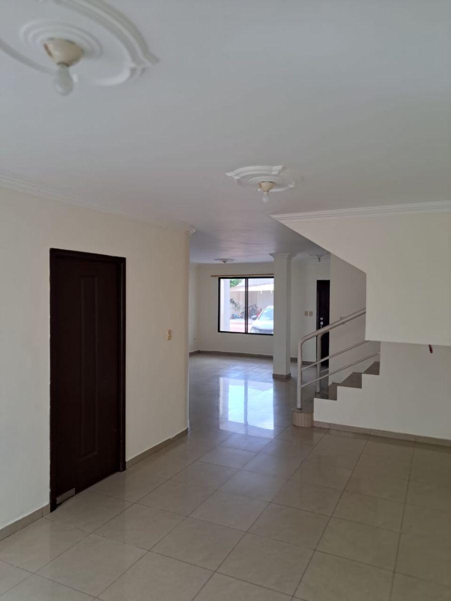 Bosques de La Costa, Venta o Renta de Linda Casa 4 Dorm. con Aires y Cortinas, Guayas — imagen 9
