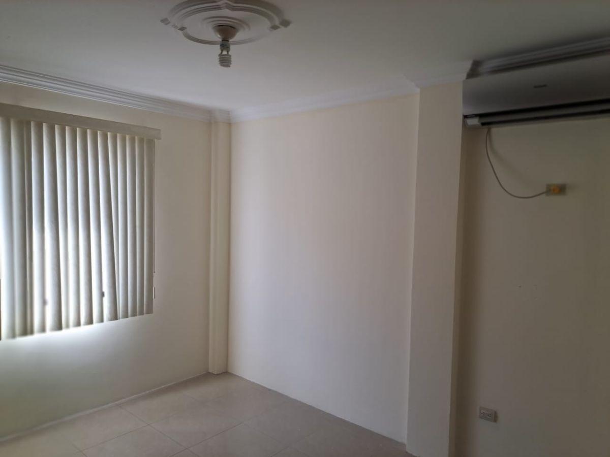 Bosques de La Costa, Venta o Renta de Linda Casa 4 Dorm. con Aires y Cortinas, Guayas — imagen 6