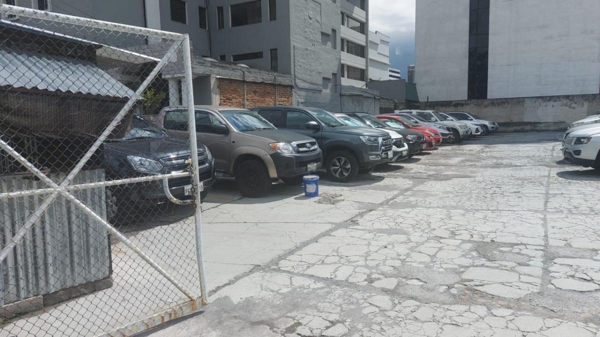 Terreno de Venta en La Ramirez Davalos y 10 de Agosto Apto Para Edificio — imagen 5