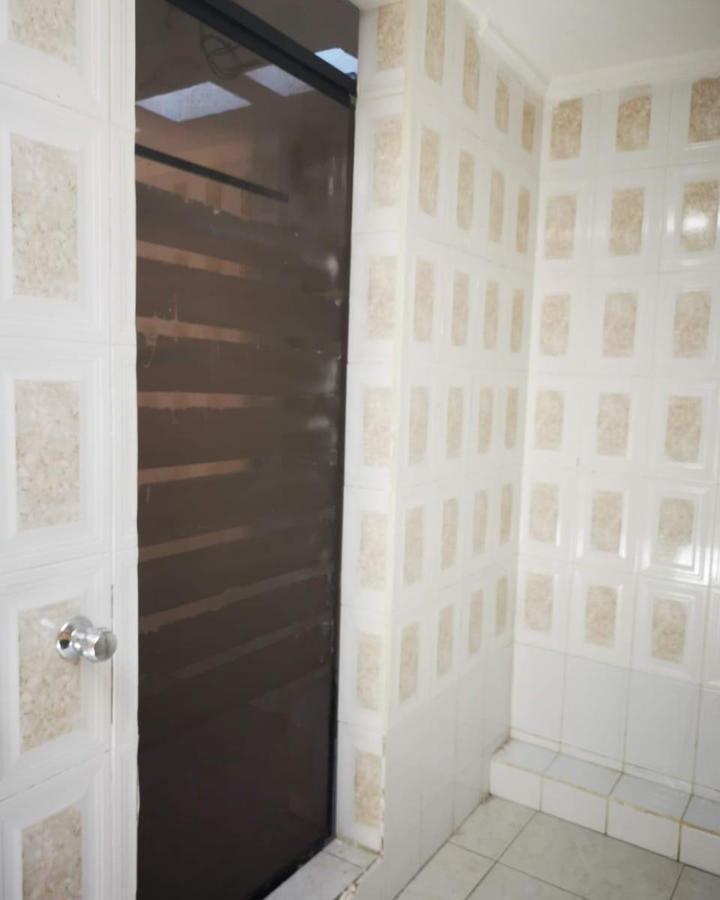 Casa en Venta de 470 m² en Terreno de 2.000 m² en Caspigasí a 5 Minutos de La Mitad del Mundo — imagen 6