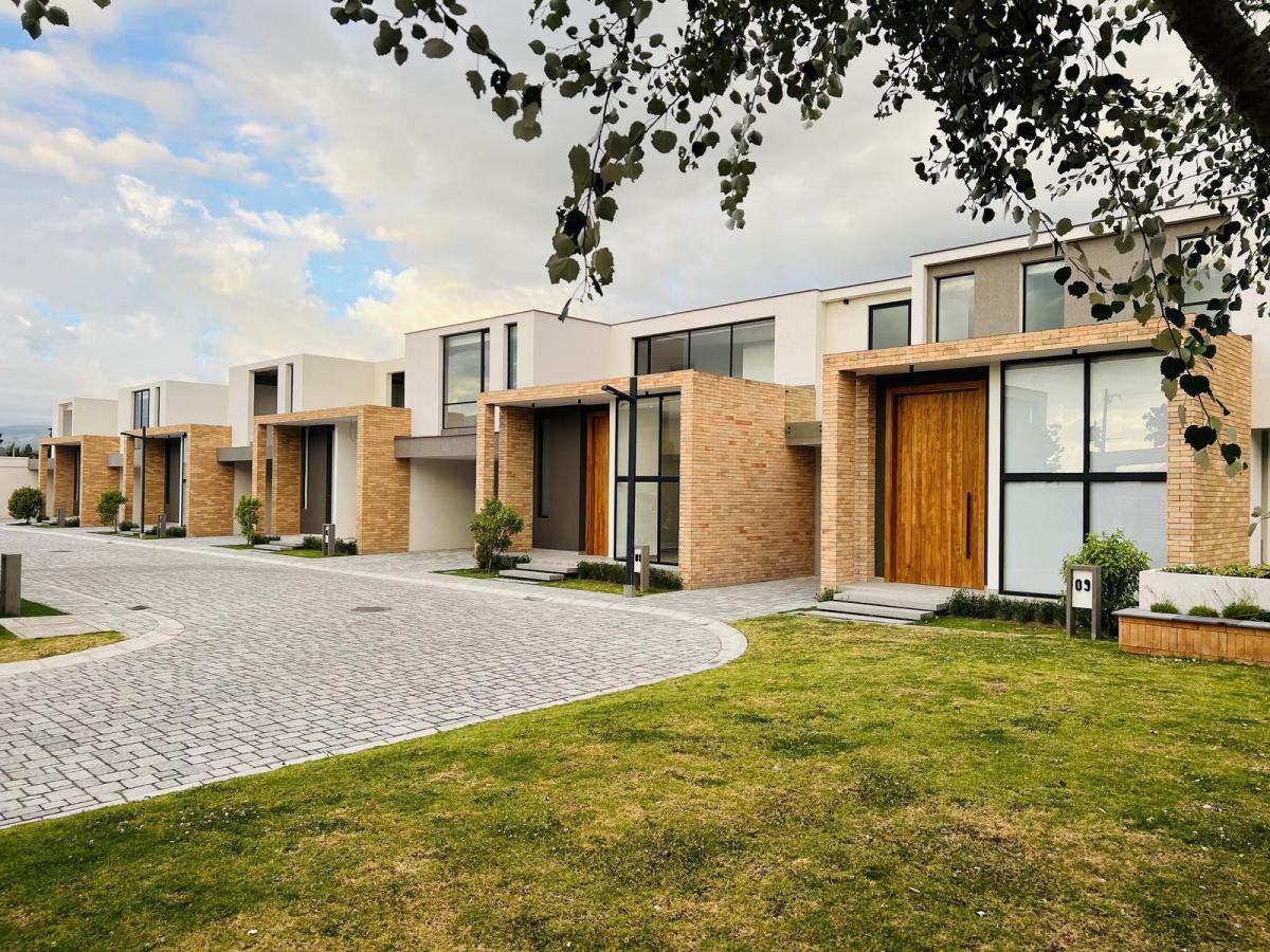 Excelente Casa por Estrenar Sector Tumbaco — imagen 8