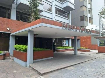Vendo Amplia Oficina / Local Comercial 12 de Octubre Frente a Swisshotel — imagen 5