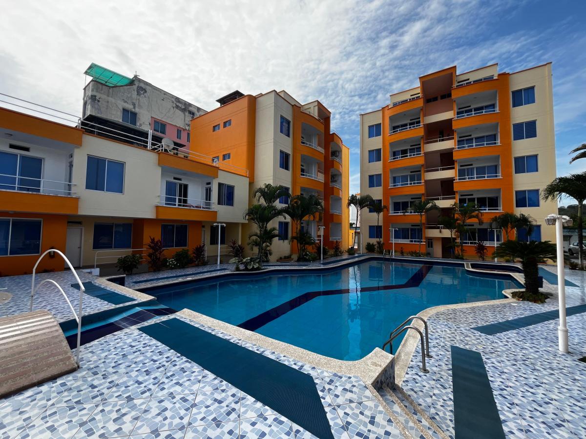 Casa en Venta en Conjunto, Tonsupa, Playa Almendro, Amoblada con Piscina, Diseñado Para 8 Personas — imagen 9