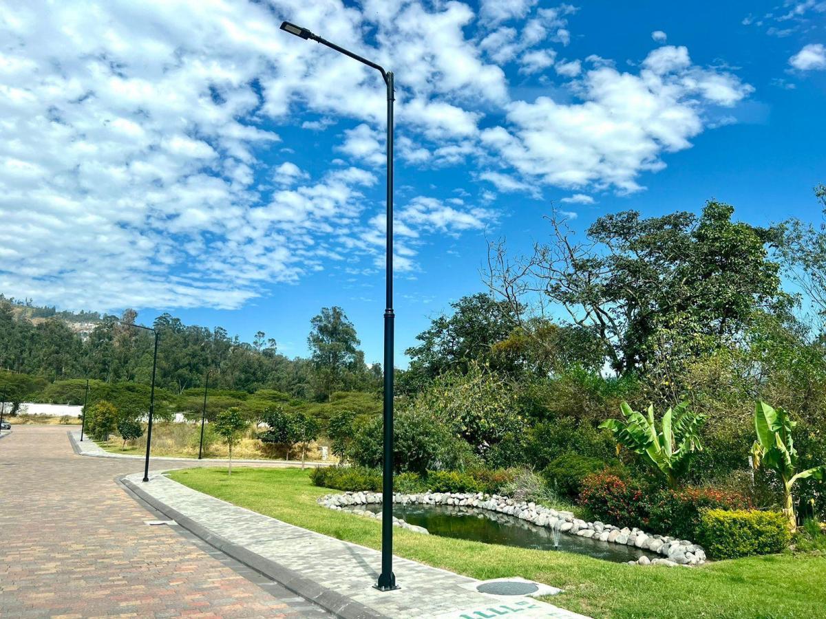 Mv - Sector Tumbaco, en Venta Terreno Bifamiliar 903 m² en Urbanizacion Privada — imagen 3