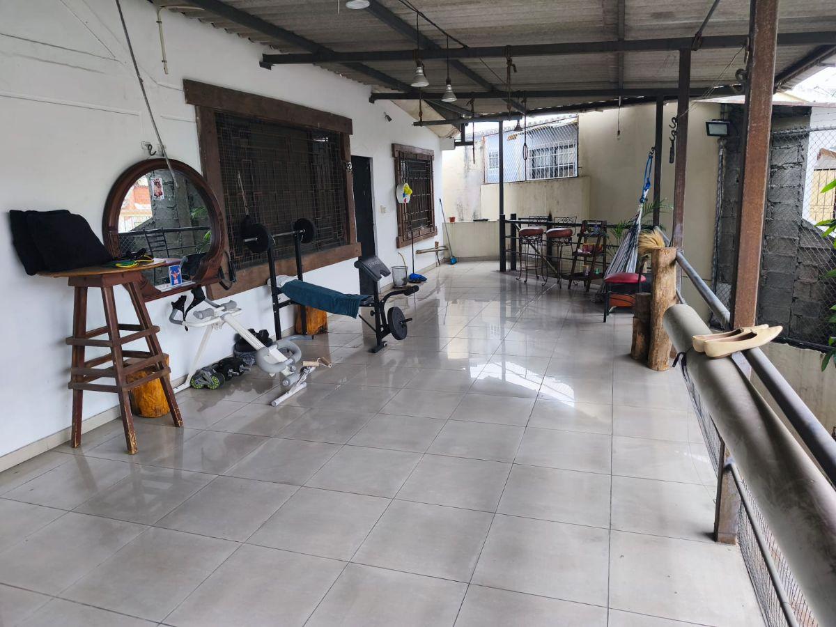 Venta de Casa Rentera en La Alborada Et 11, Guayas — imagen 6
