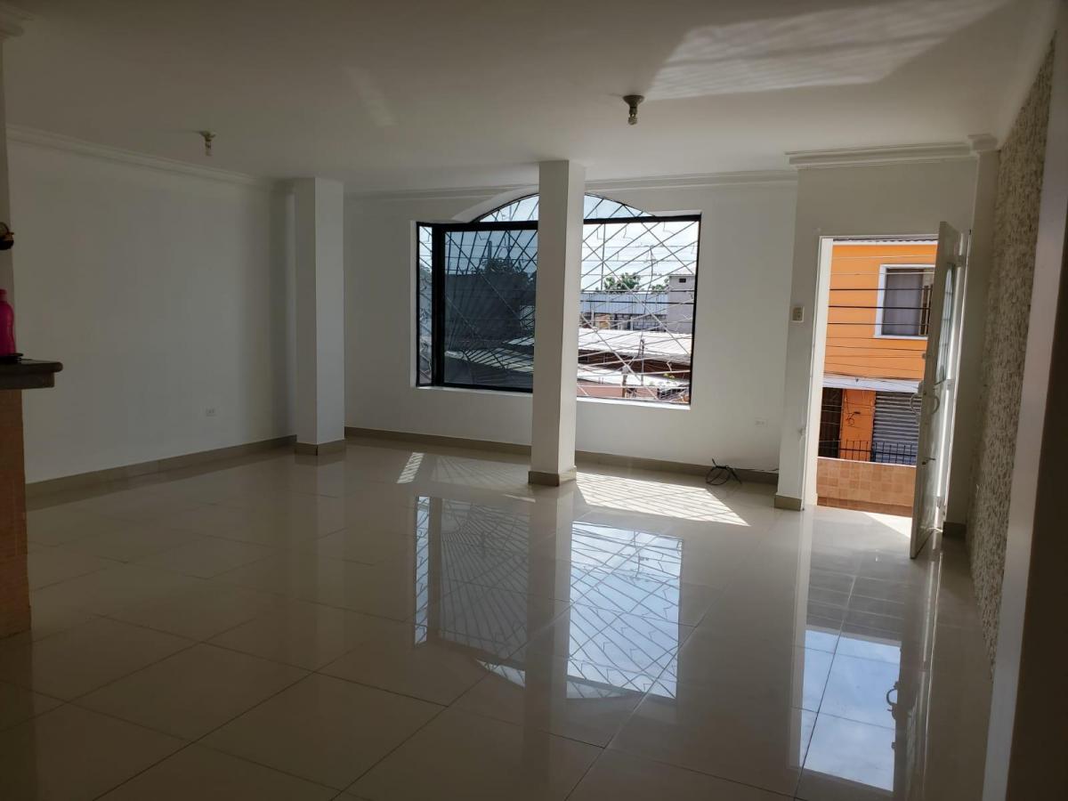 Vendo Casa de 4 Dorm. en Guayacanes, $120.000, Guayas — imagen 6