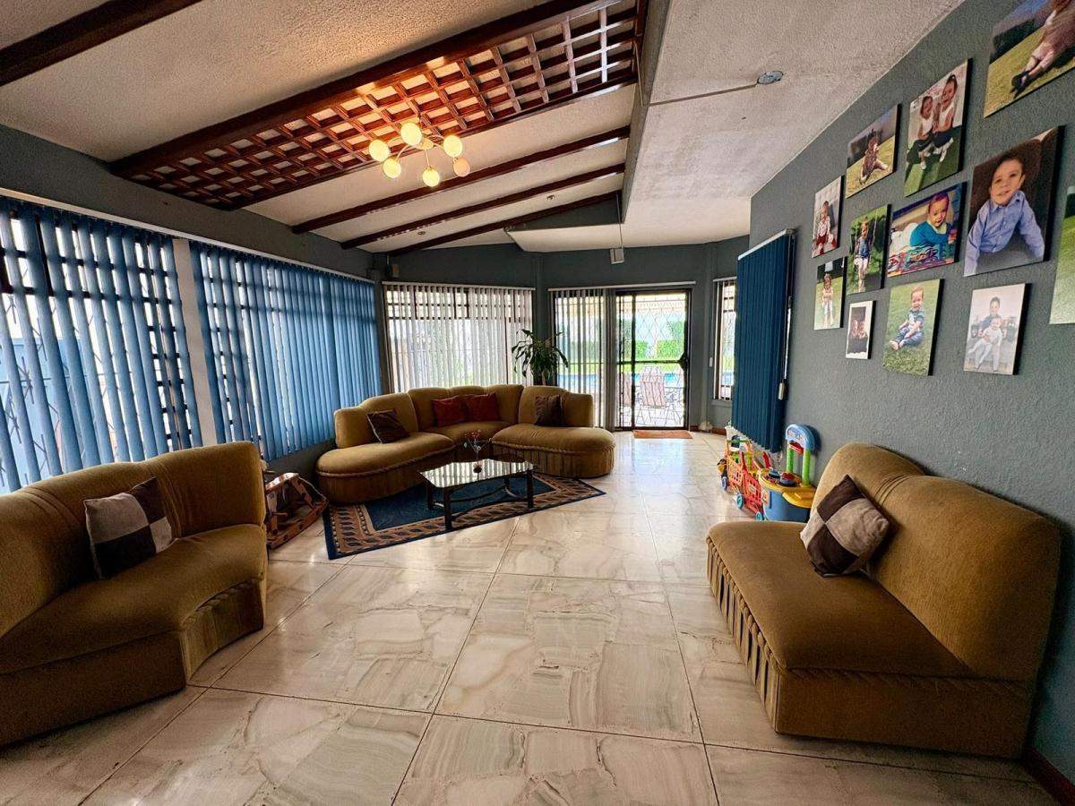 Casa Comercial de Venta en La Primavera, Cumbayá — imagen 3