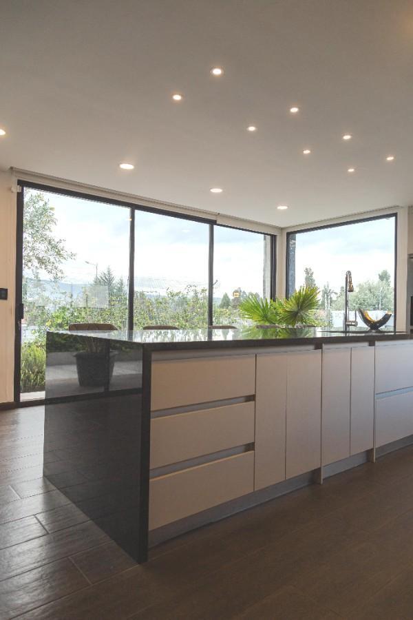 Casa Elegante y Amplia en Venta en Latacunga, Cotopaxi — imagen 8