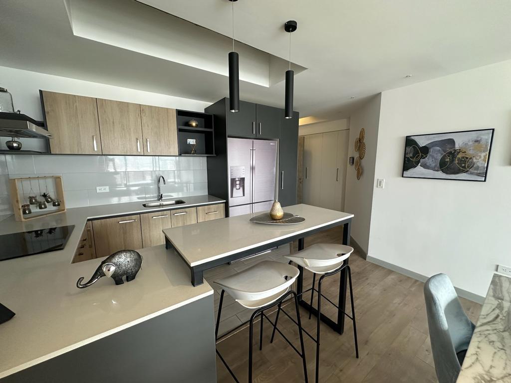 En Venta Dep 2 Dorm Estrenar Edf de Lujo, Monteserrin Cerca Av Eloy Alfaro — imagen 9