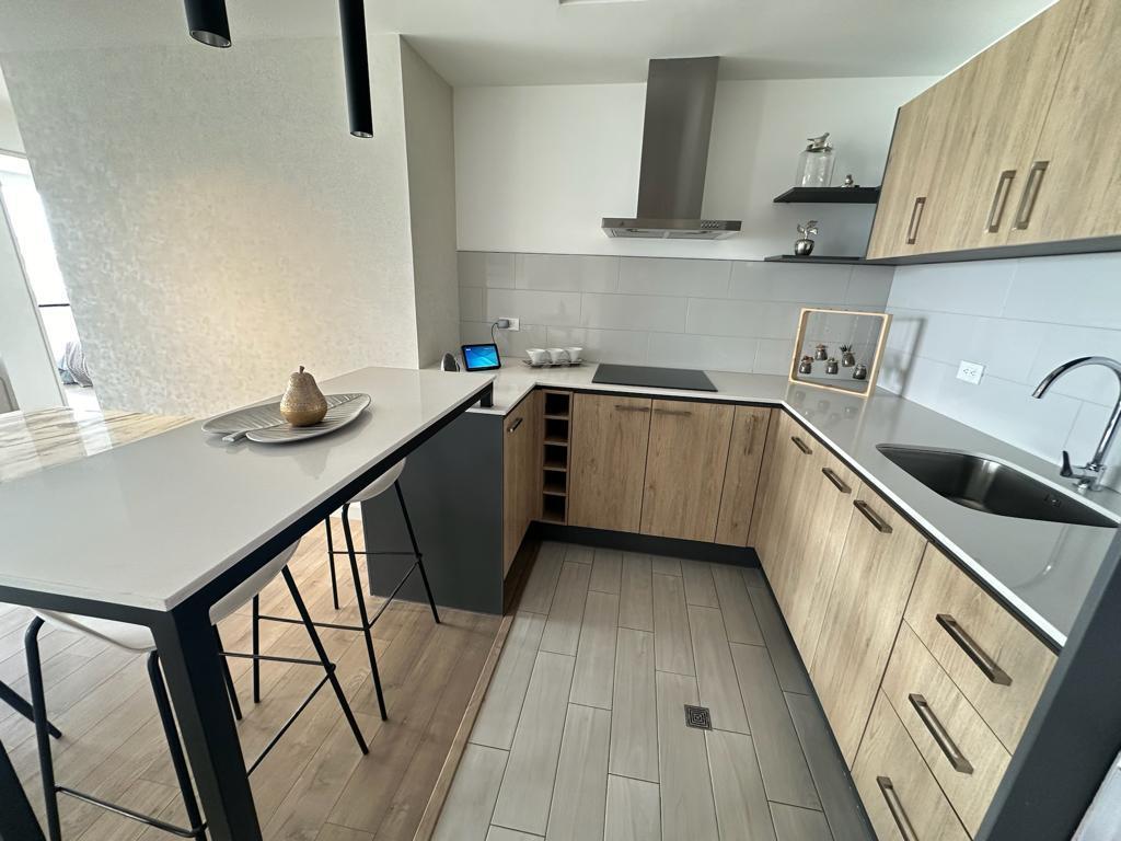 En Venta Dep 2 Dorm Estrenar Edf de Lujo, Monteserrin Cerca Av Eloy Alfaro — imagen 7