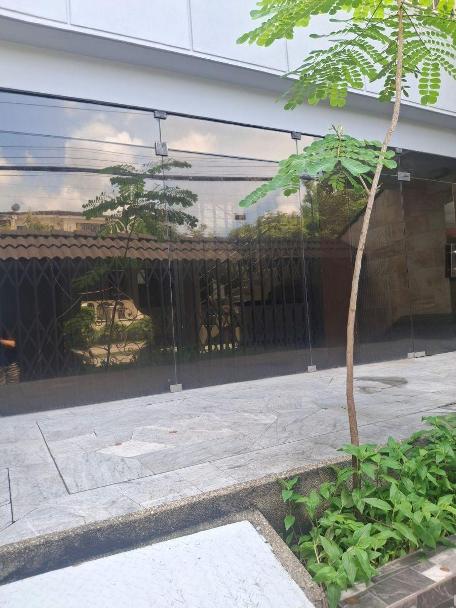 En Venta Propiedad Corporativa en Kennedy Norte | 400 m² | Uso de Suelo Comercial, Guayas — imagen 8