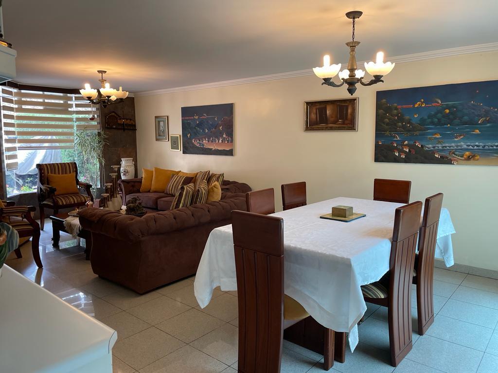 En Venta, Linda Casa,4 Dorm. Jardines de Carcelen, Norte de Quito — imagen 10