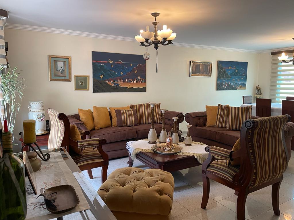 En Venta, Linda Casa,4 Dorm. Jardines de Carcelen, Norte de Quito — imagen 6