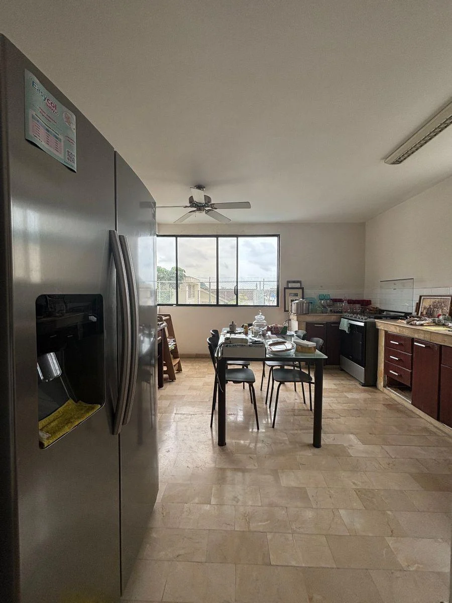 Venta de Casa con 499 m² Terreno, 5 Habitaciones en Los Ceibos con Piscina y Terraza Panorámica, Guayas — imagen 5