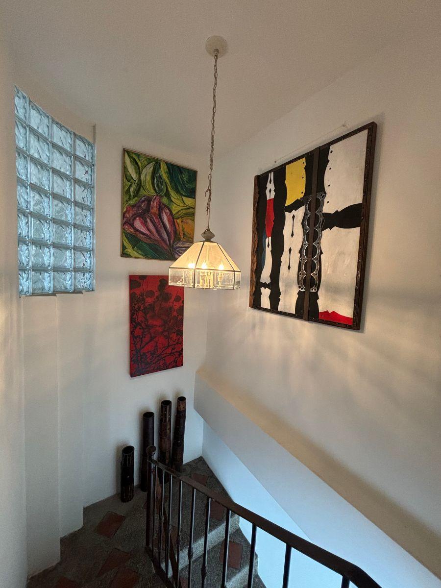 Venta de Casa con 499 m² Terreno, 5 Habitaciones en Los Ceibos con Piscina y Terraza Panorámica, Guayas — imagen 4