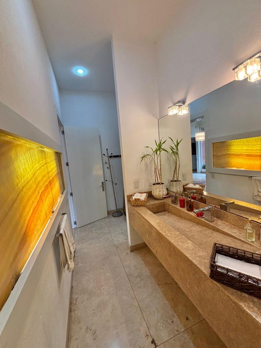 Vendo Casa de Lujo Urbanización Vista Nevada — imagen 2