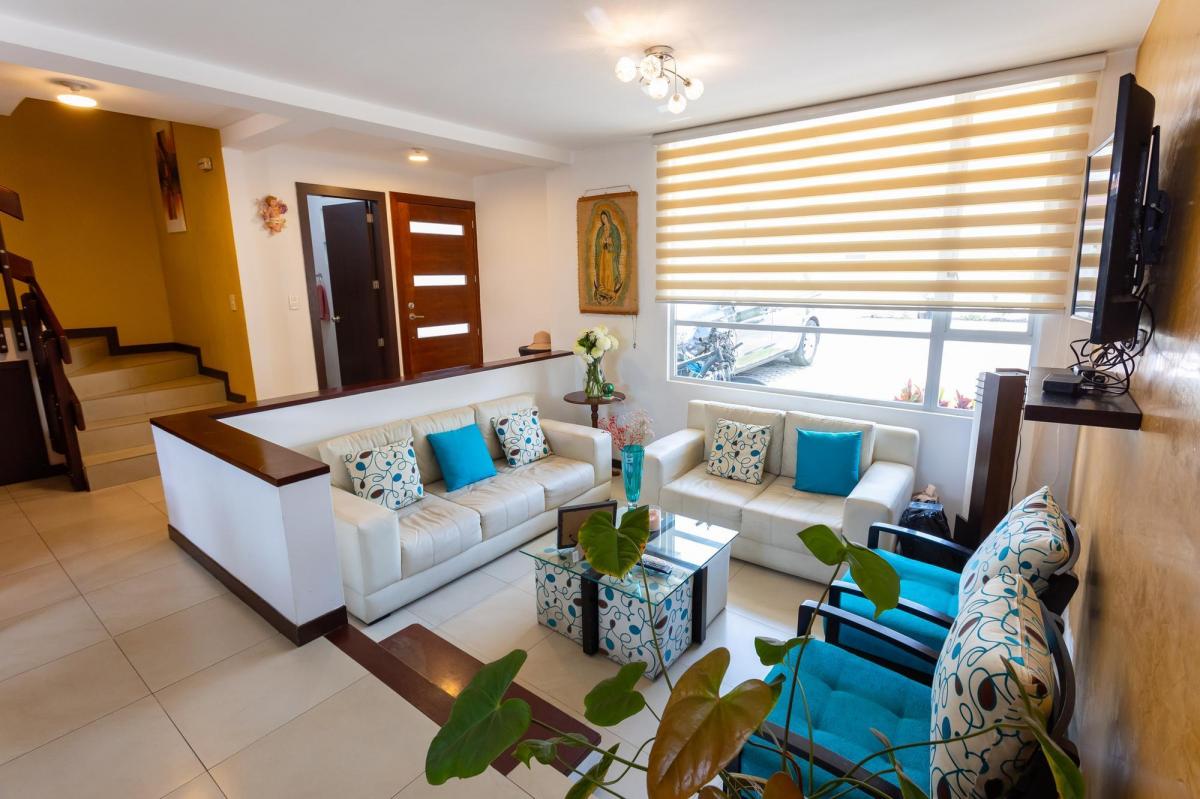 Tumbaco, Casa en Venta, 3 Dorm., Terraza Exclusiva, 250 m² — imagen 10